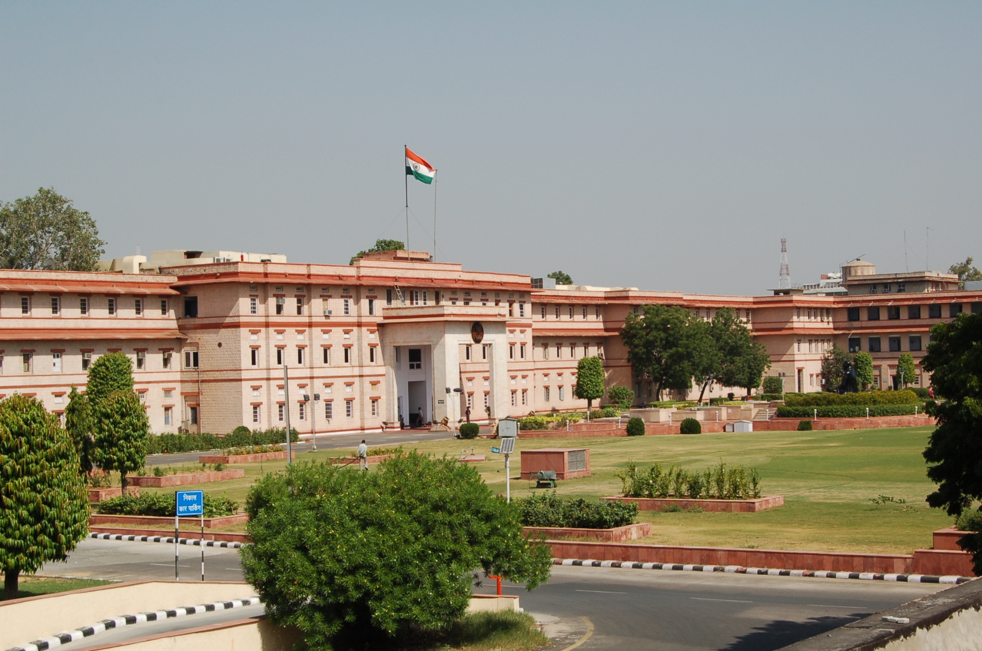 भजनलाल सरकार ने गठित किया ओबीसी राजनीतिक प्रतिनिधित्व आयोग, सेवानिवृत्त जज मदनलाल बने अध्यक्ष
